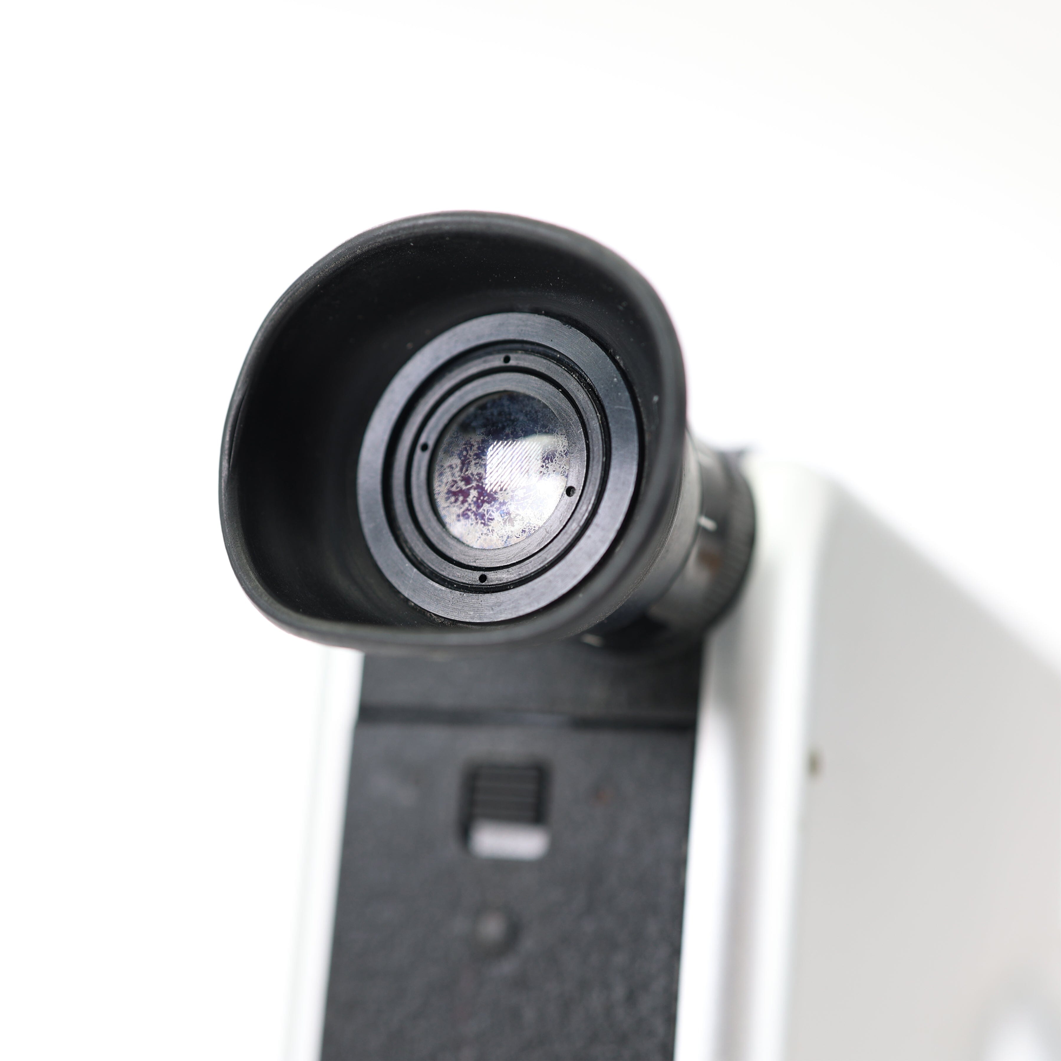 Nizo S48 Super 8 Camera Fully Tested and functioning – MonsterFlipsUSA