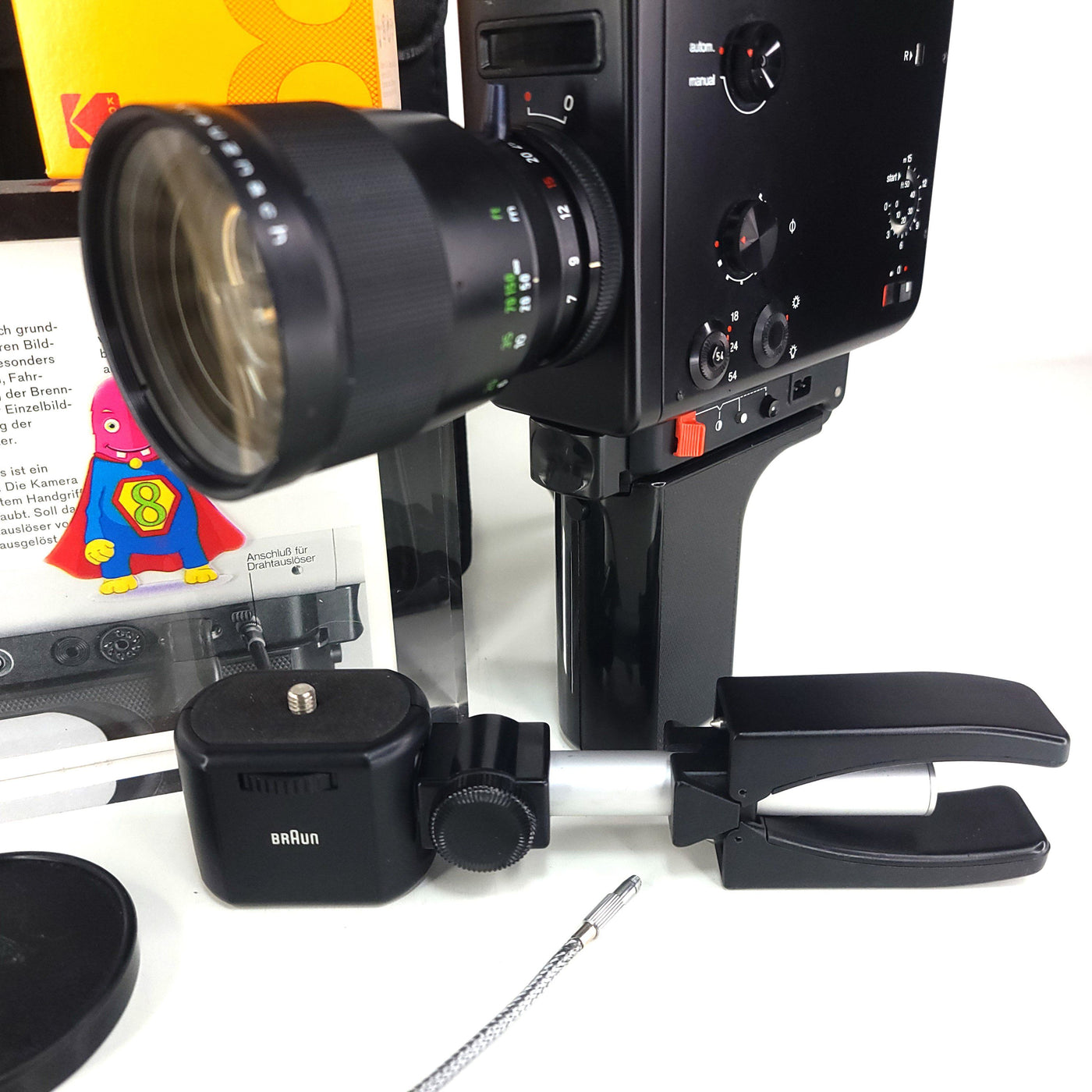 Nizo S800 Super 8 Camera Filmmaker's Bundle with plenty of Accessories! Super 8 Cameras Braun Nizo 